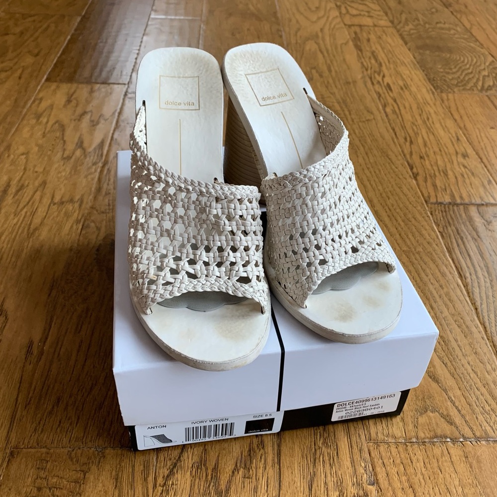 Dolce Vita Woven Sandals